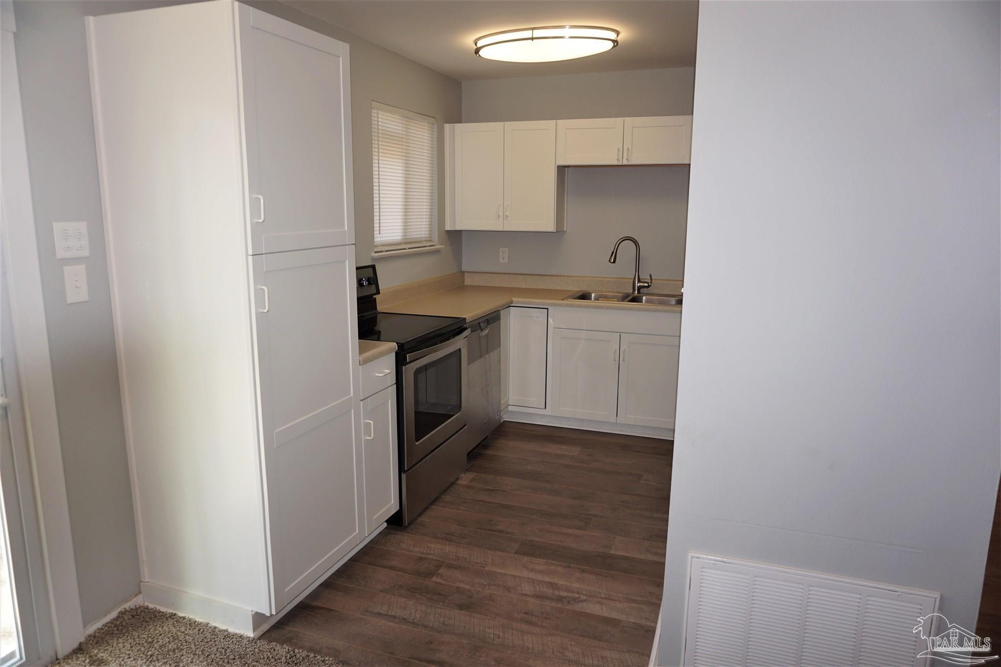 709 Beauvais Road Pensacola, FL 32505 - Photo 10 of 16 Gallery Image 10