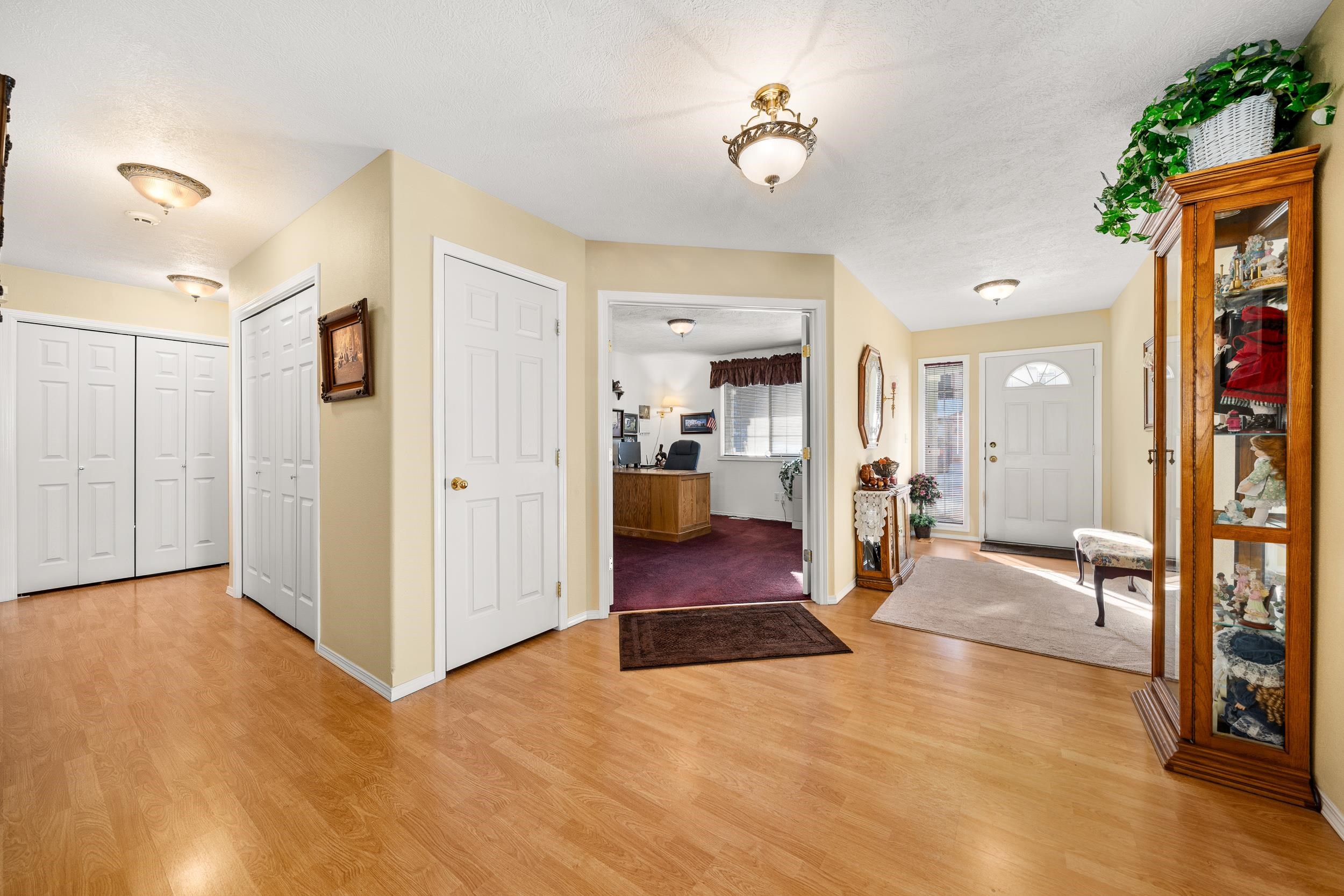 6000 Ruby Way Nine Mile Falls, WA 99026 - Photo 7 of 41 Gallery Image 7