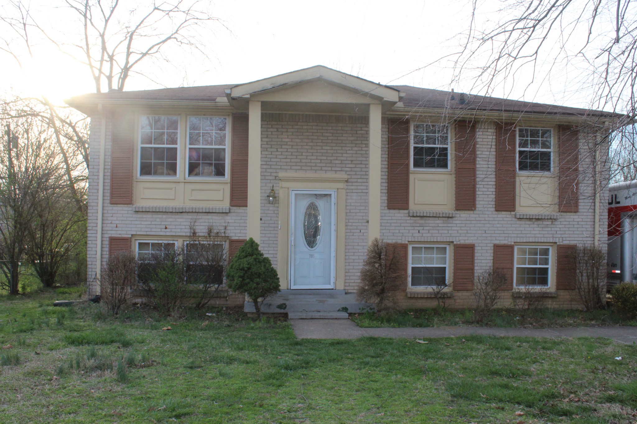 705 Perry Drive Springfield, TN 37172 - Photo 1 of 17 Gallery Image 1