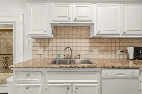$196,000 | 4420 Harlanwood Drive, Unit 228, Fort Worth, TX 76109