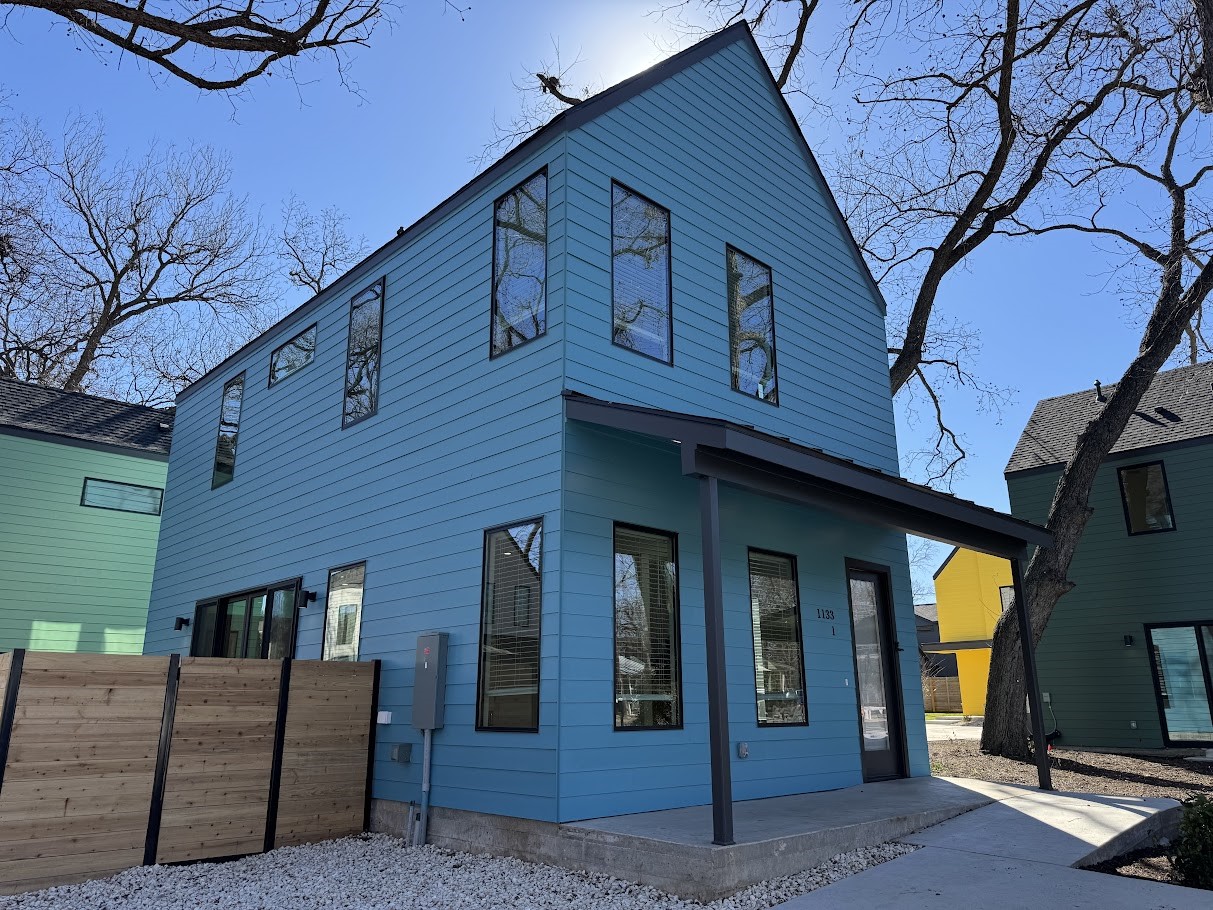 1133 Walton Lane, Unit 1 Austin, TX 78721 - Photo 1 of 15