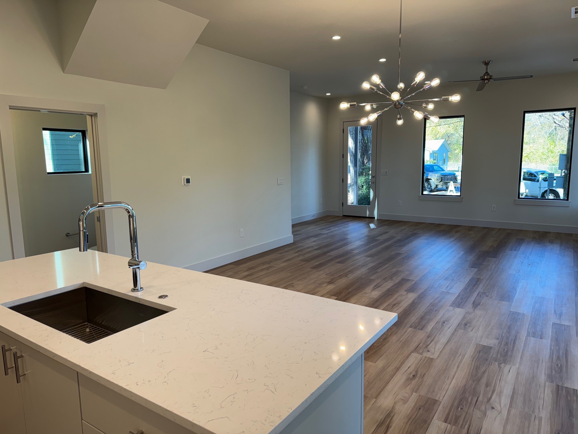 1133 Walton Lane, Unit 1 Austin, TX 78721 - Photo 6 of 15