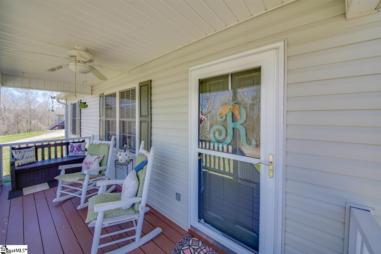 114 Homeland Road Pickens, SC 29671 - Photo 4 of 31 Gallery Image 4