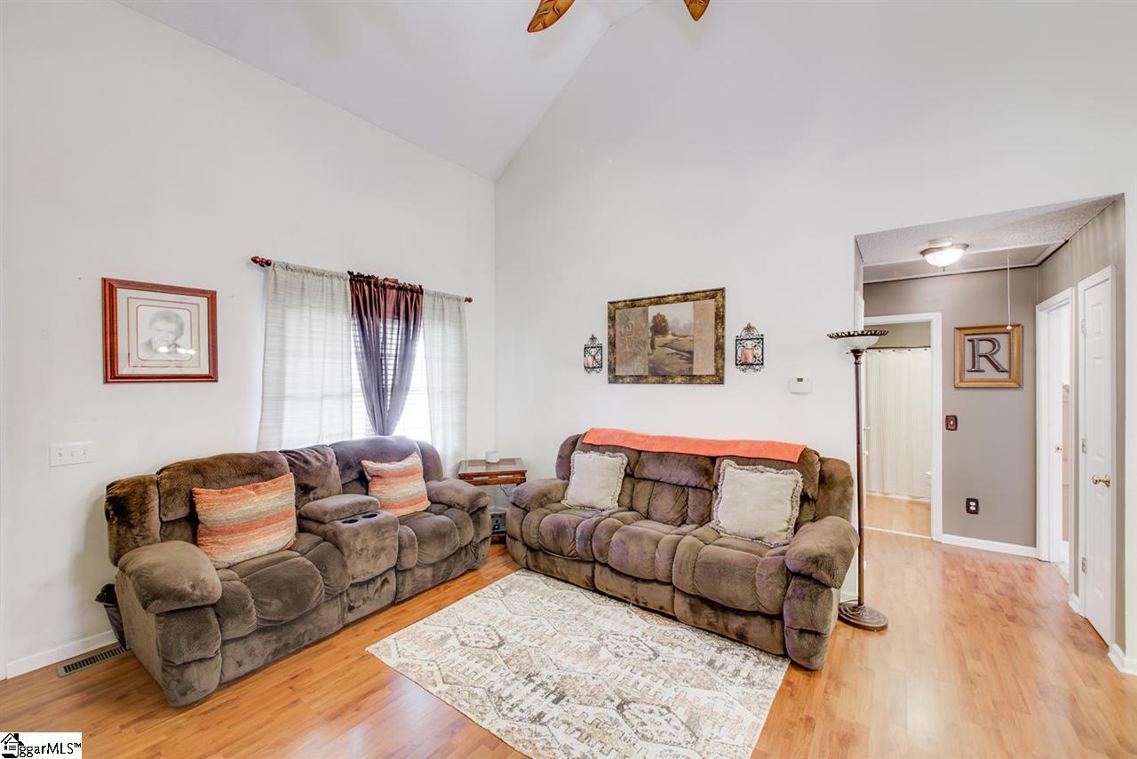 114 Homeland Road Pickens, SC 29671 - Photo 7 of 31 Gallery Image 7