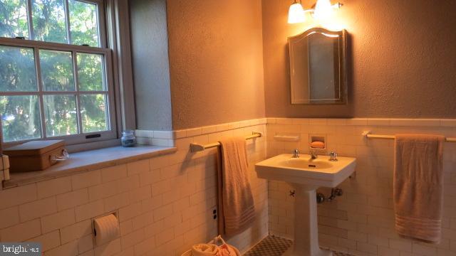 600 Country Club Road York, PA 17403 - Photo 31 of 42 Gallery Image 31