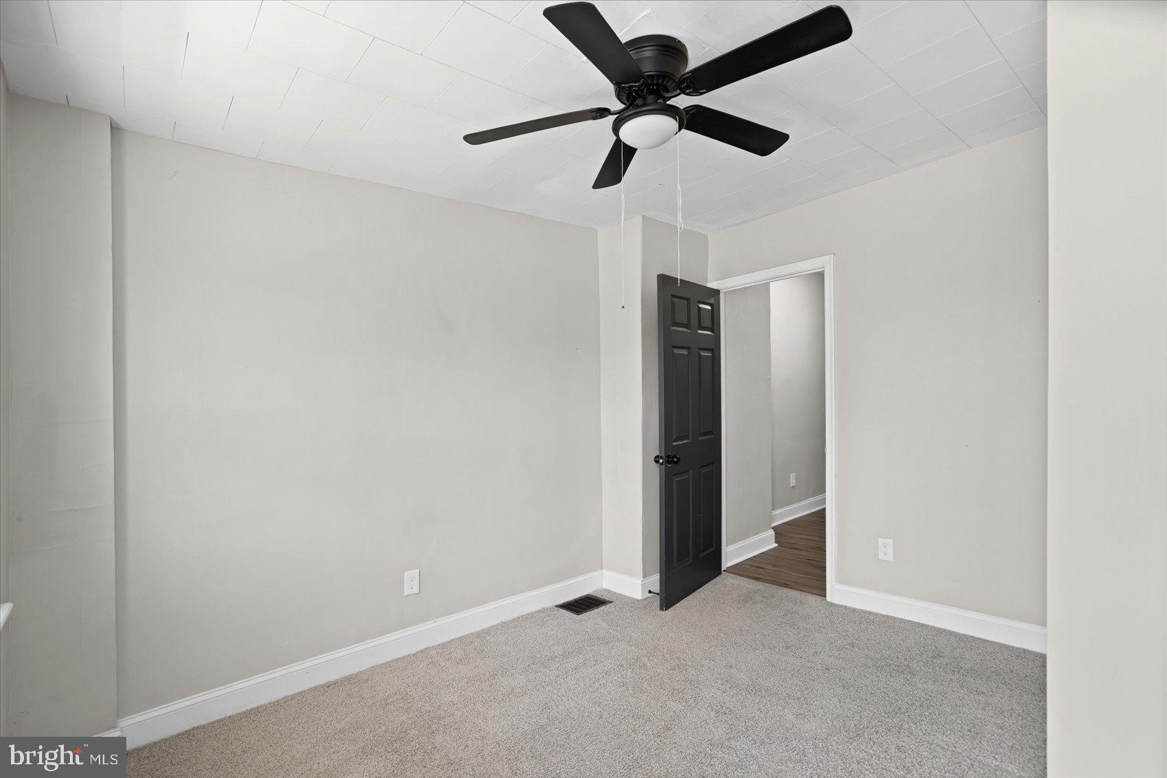 17 Sollers Point Road Dundalk, MD 21222 - Photo 26 of 31