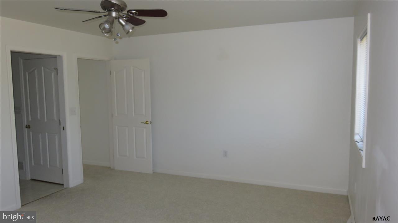 379 Tri Hill Road York, PA 17403 - Photo 14 of 26