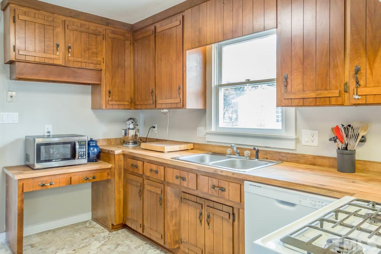 7216 Ray Road Raleigh, NC 27613 - Photo 8 of 25