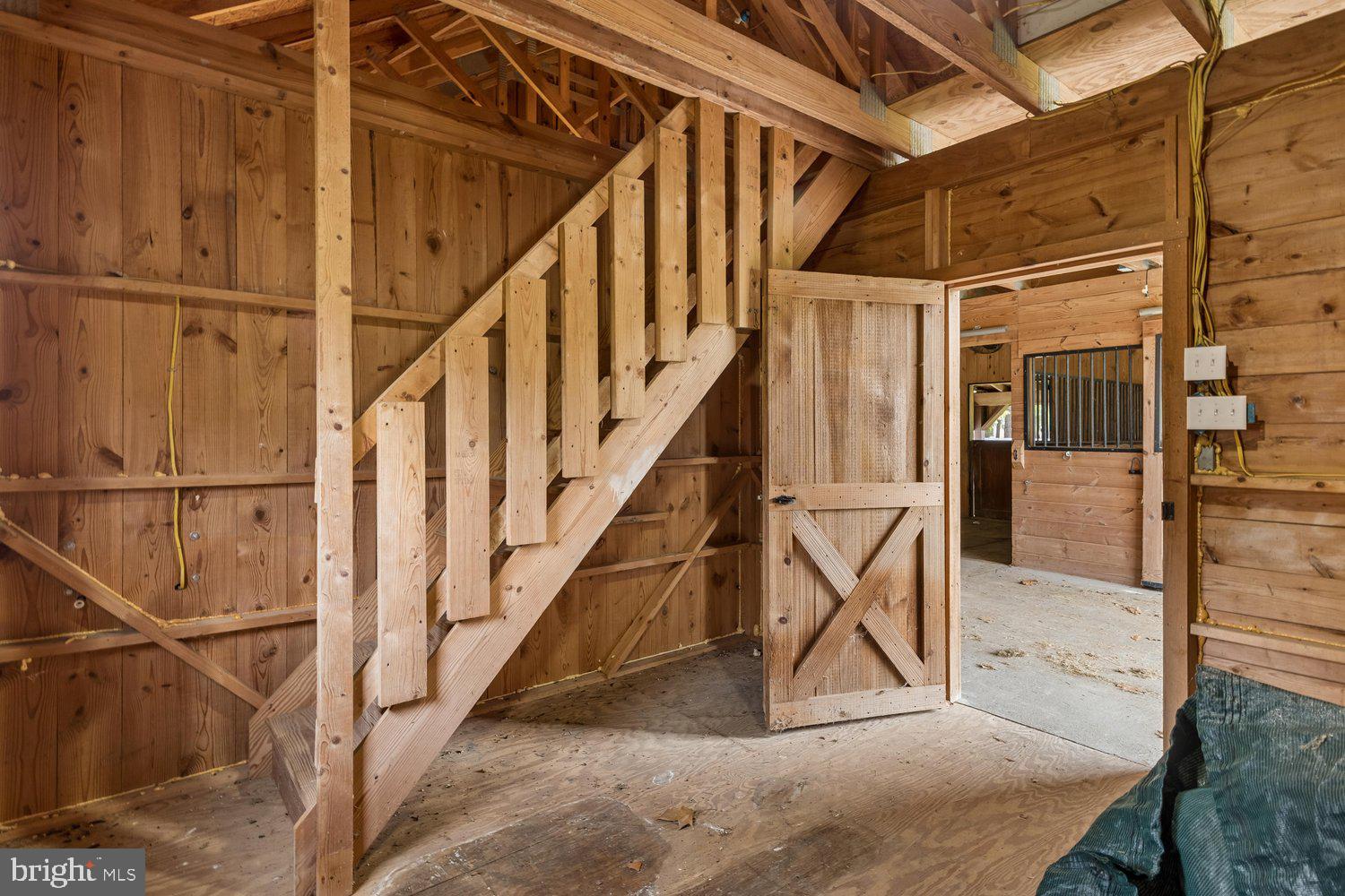 313 Wye Road Queenstown, MD 21658 - Photo 116 of 132 Rustic charm in a wooden interior space.
