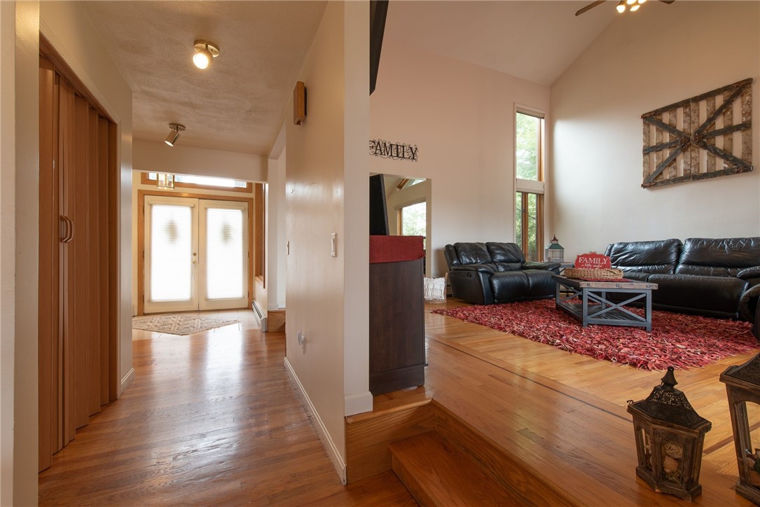 15 Phenix Ridge Drive Cranston, RI 02921 - Photo 13 of 25 Gallery Image 13