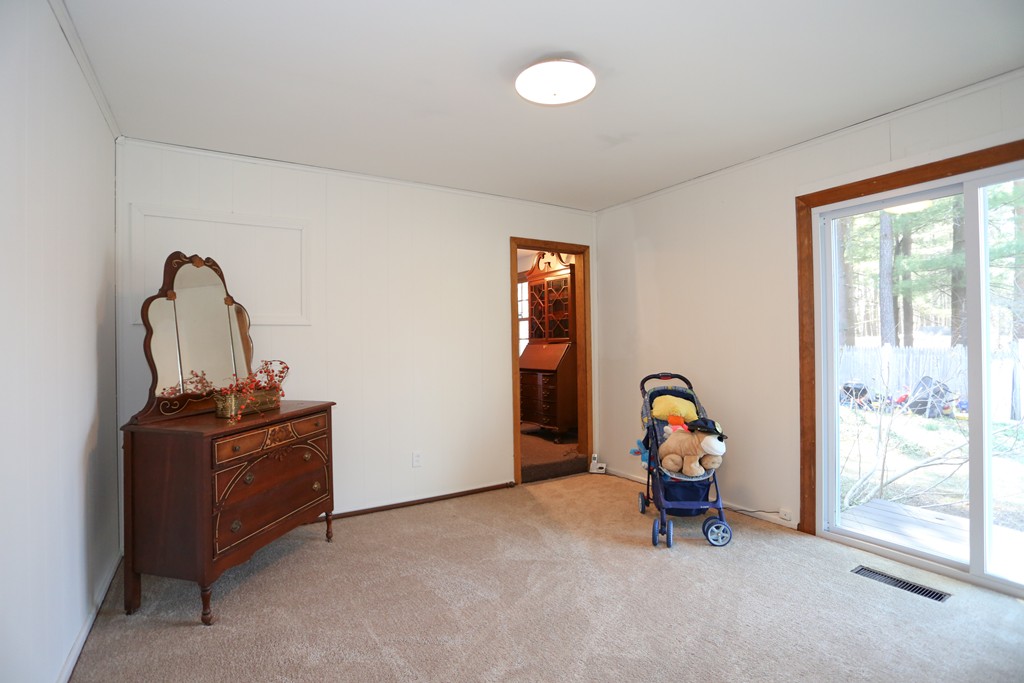 5 Longfellow Road Sudbury, MA 01776 - Photo 14 of 28 Gallery Image 14