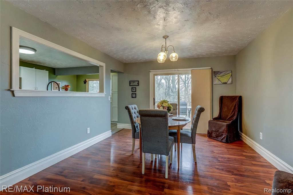 15580 Graves Road Pinckney, MI 48169 - Photo 7 of 29