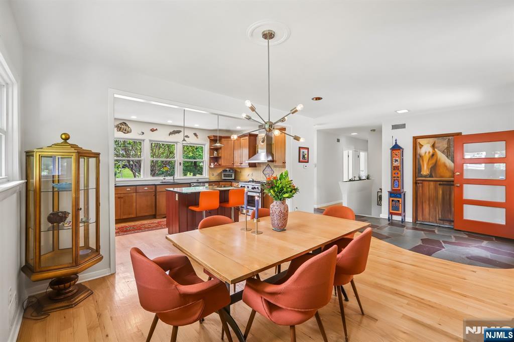 95 Yantacaw Brook Road Montclair, NJ 07043 - Photo 15 of 48