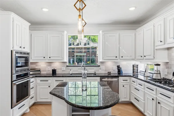 $4,900 | 6787 Monarda Court, Houston, TX 77069