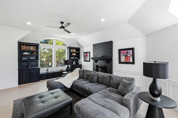 $4,900 | 6787 Monarda Court, Houston, TX 77069