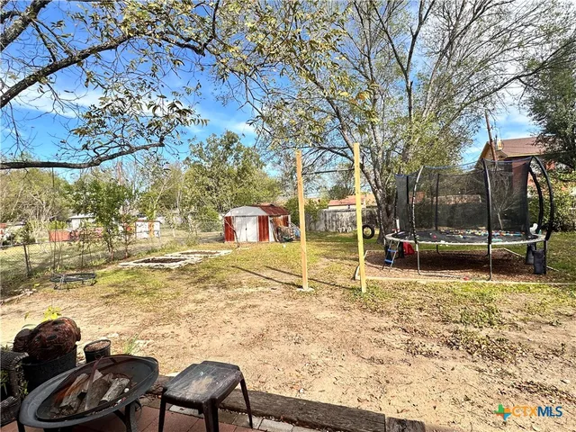 $2,200 | 421 Broadway Street, San Marcos, TX 78666