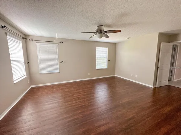 $2,700 | 8979 39th St Circle East, Parrish, FL 34219