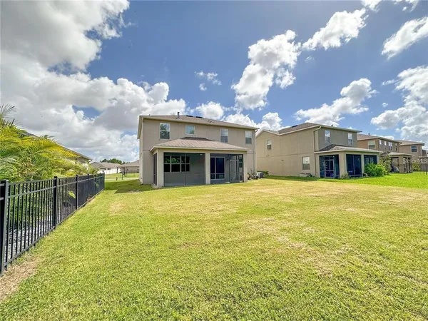 $2,700 | 8979 39th St Circle East, Parrish, FL 34219