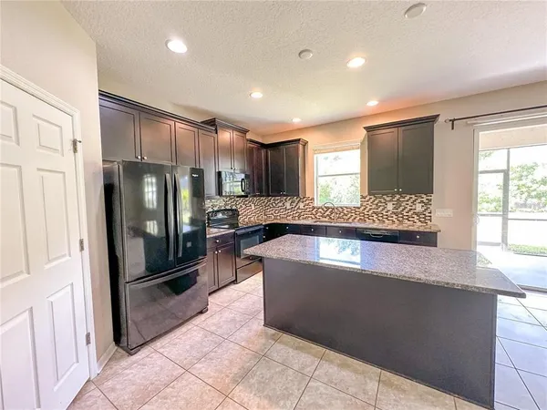 $2,700 | 8979 39th St Circle East, Parrish, FL 34219