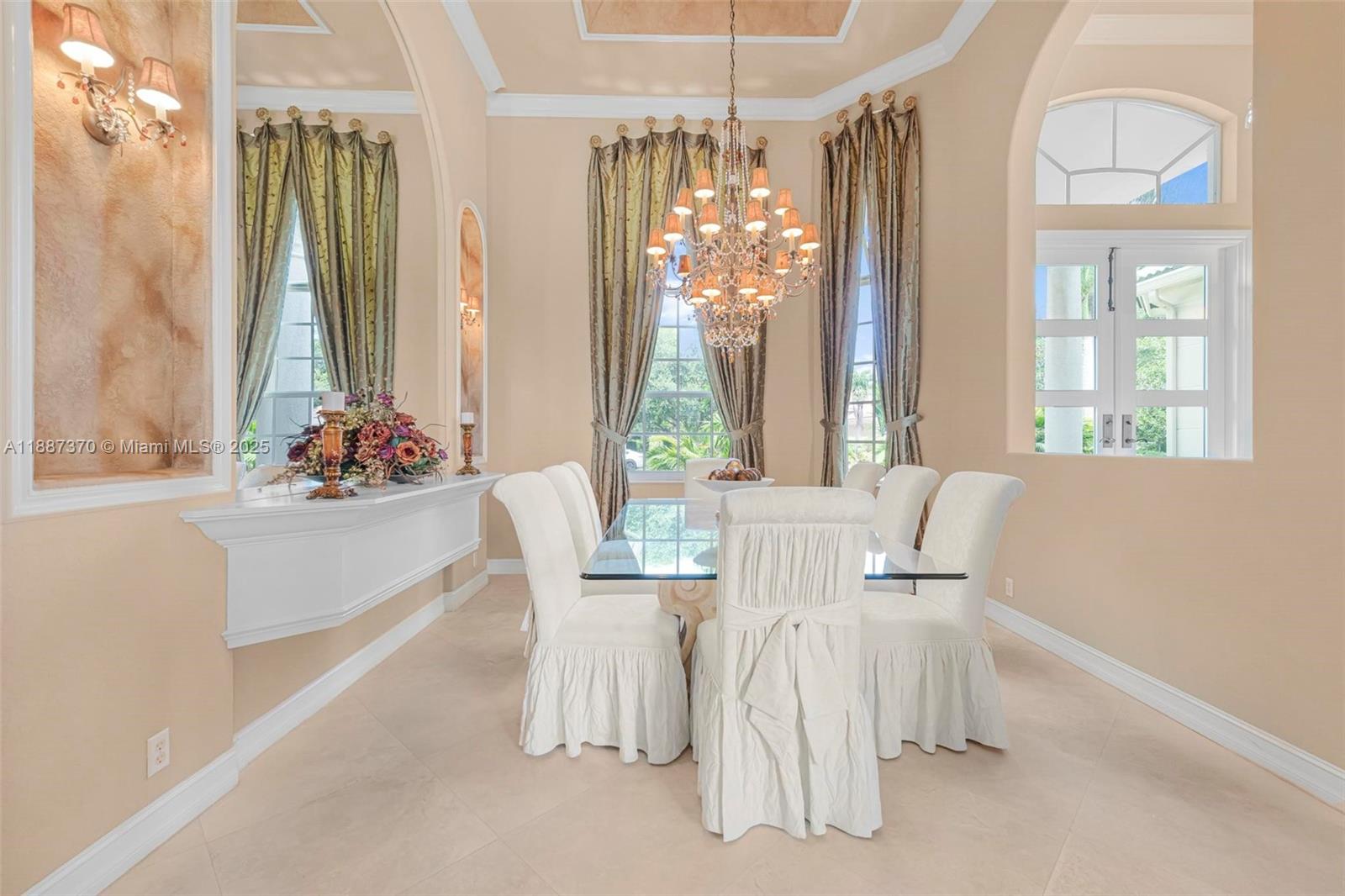 3250 West Stonebrook Circle Davie, FL 33330 - Photo 20 of 73 a dining room with furniture and window