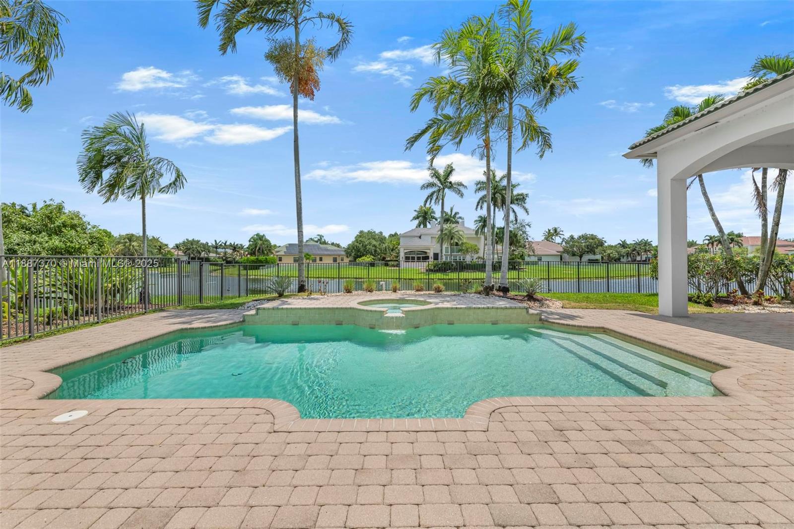 3250 West Stonebrook Circle Davie, FL 33330 - Photo 3 of 73