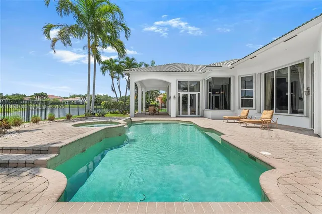 $1,999,999 | 3250 West Stonebrook Circle, Davie, FL 33330