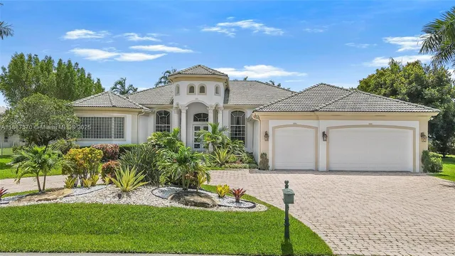 $1,999,999 | 3250 West Stonebrook Circle, Davie, FL 33330