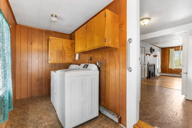 $259,900 | 218 Breezy Hill Road, Barton, VT 05822