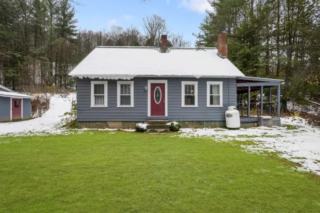 $259,900 | 218 Breezy Hill Road, Barton, VT 05822