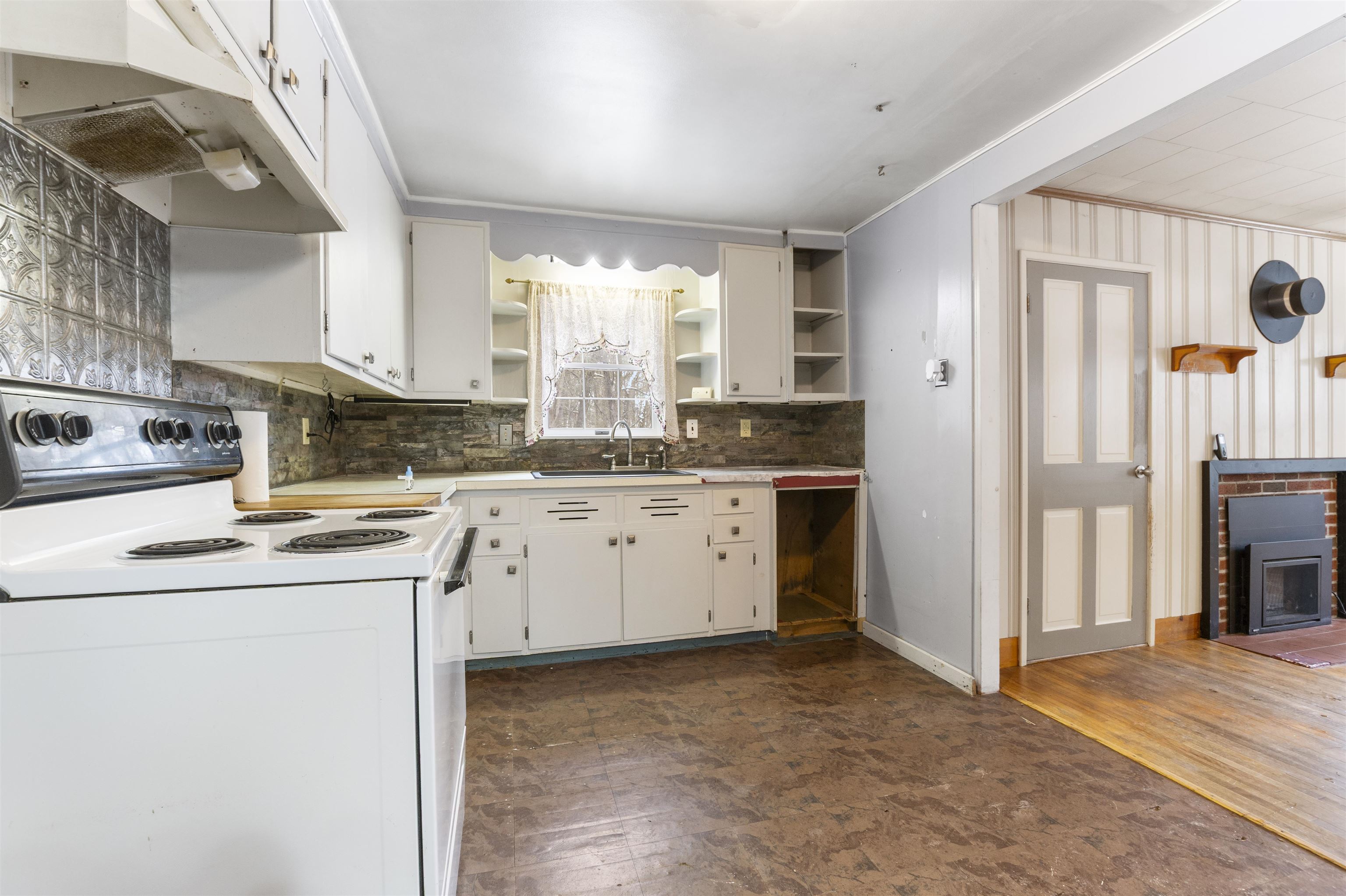 218 Breezy Hill Road Barton, VT 05822 - Photo 9 of 47