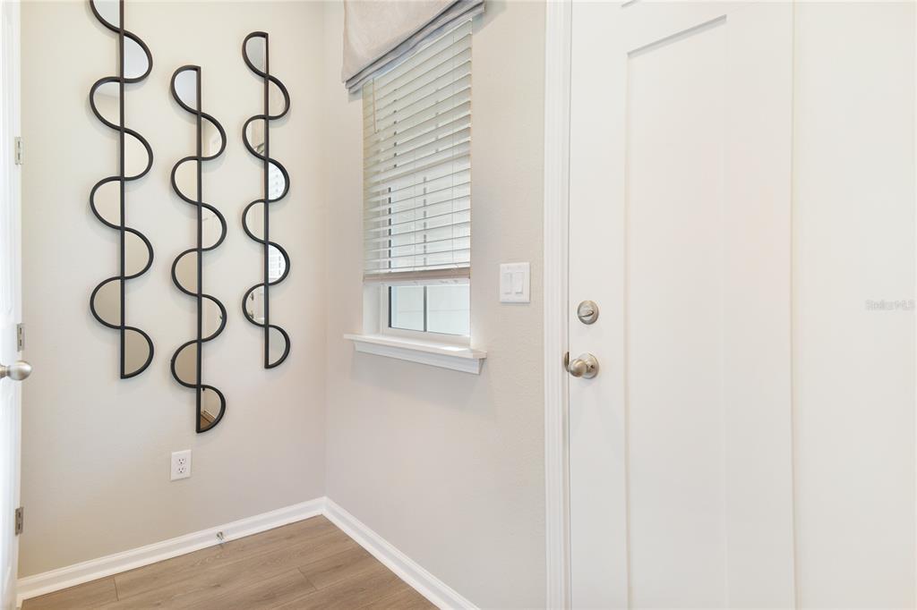 5331 Spring Maiden Circle Apollo Beach, FL 33572 - Photo 4 of 29