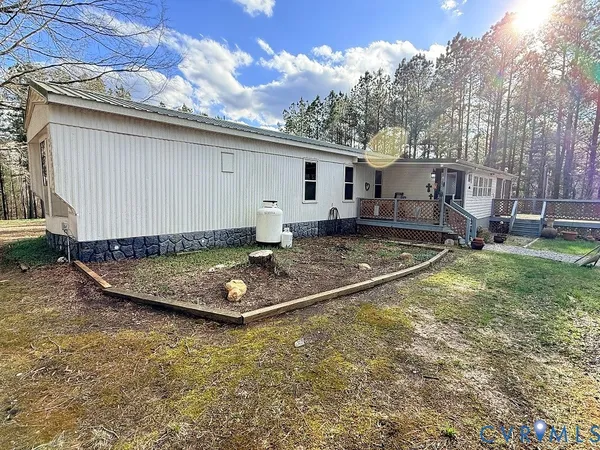 $1,200 | 22876 St James Road, Jetersville, VA 23083