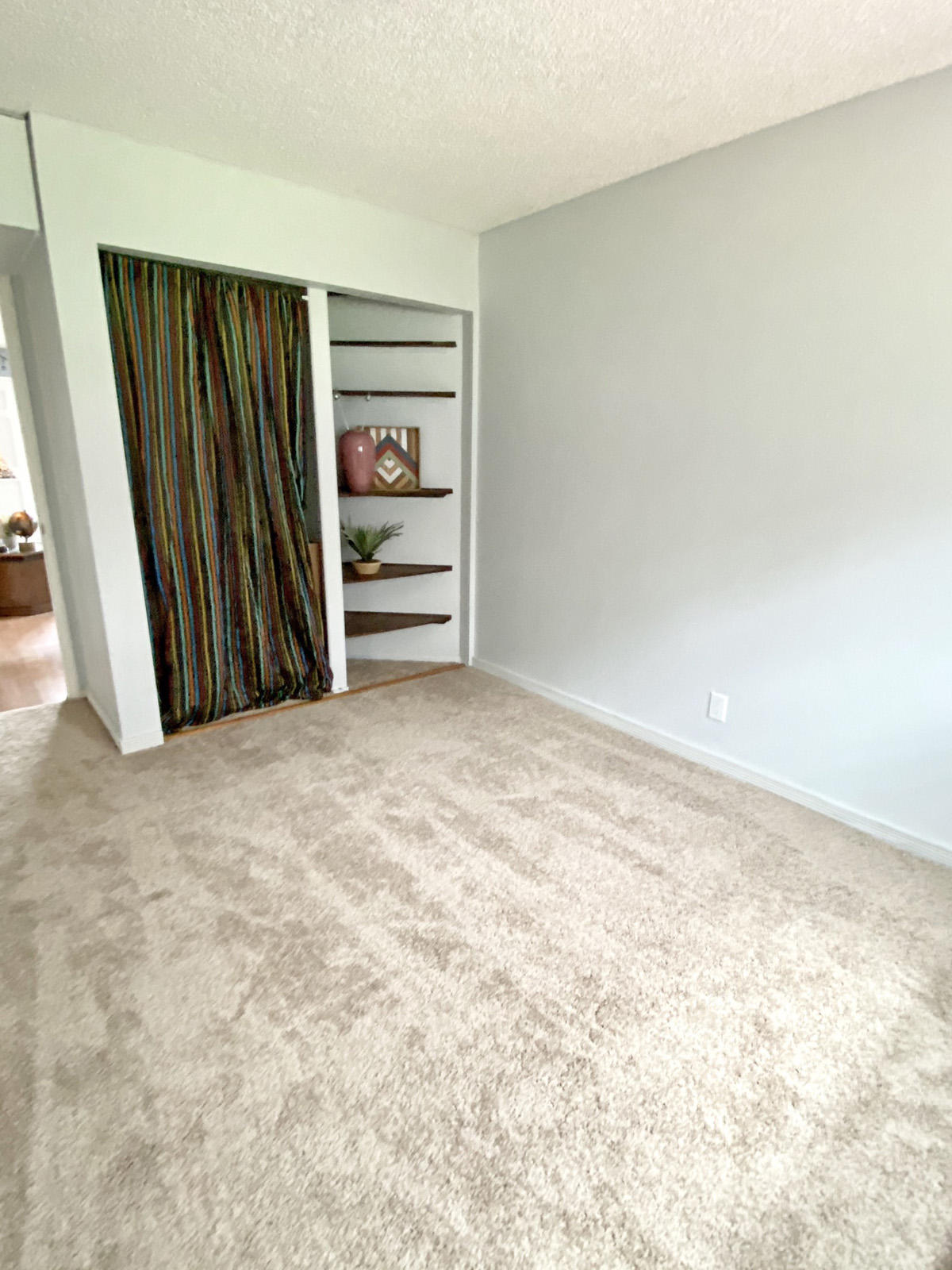 14722 Sandy Ridge Road Lake Elizabeth, CA 93532 - Photo 8 of 18 bedroom