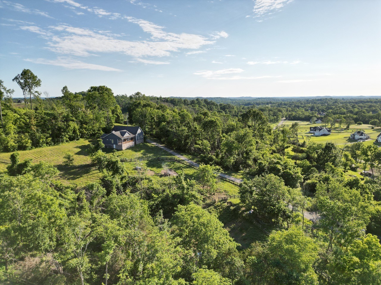 1234 Cliff Amos Road Spring Hill, TN 37174 - Photo 3 of 40