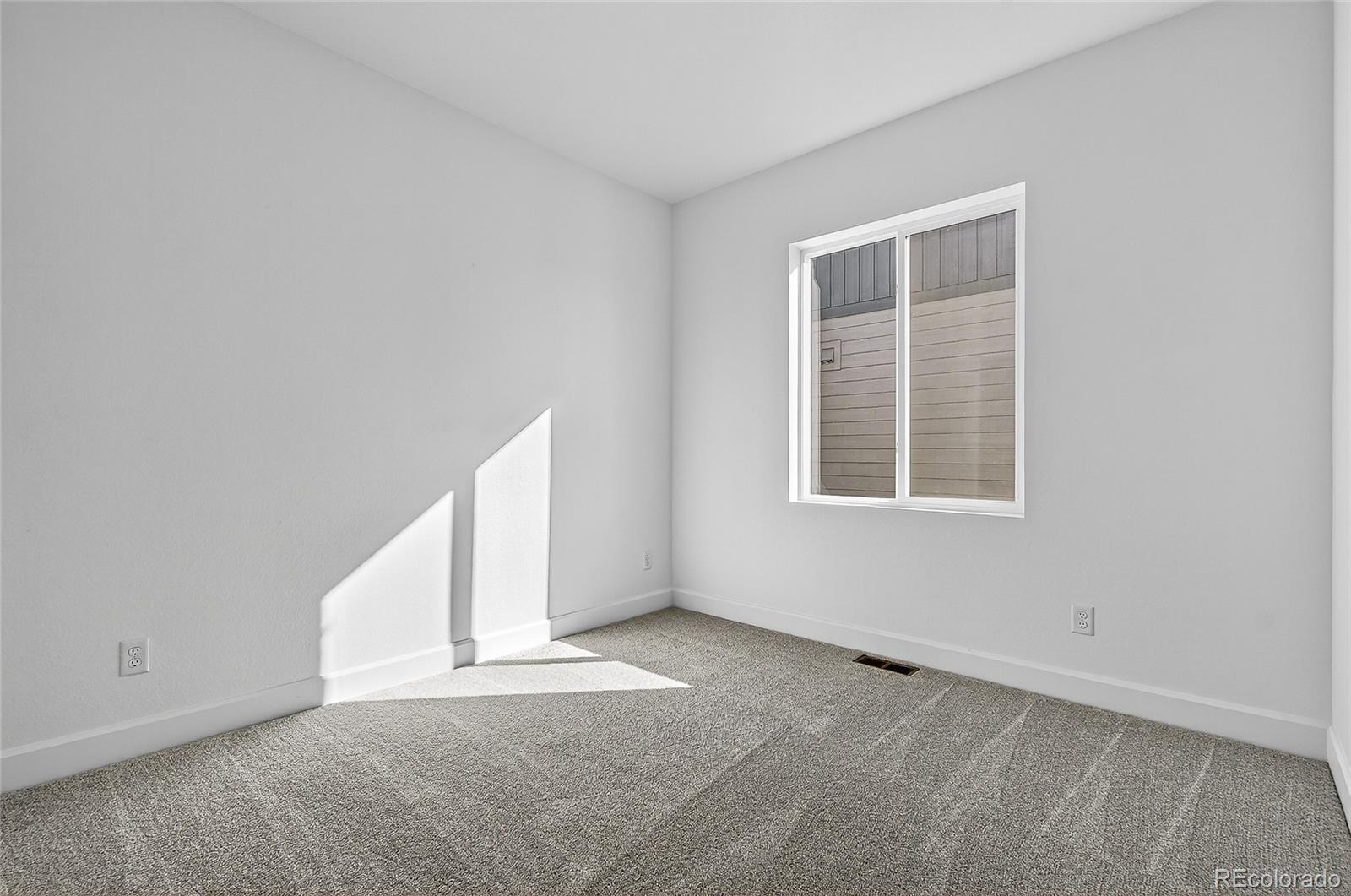 17085 West 92nd Loop Arvada, CO 80007 - Photo 15 of 32