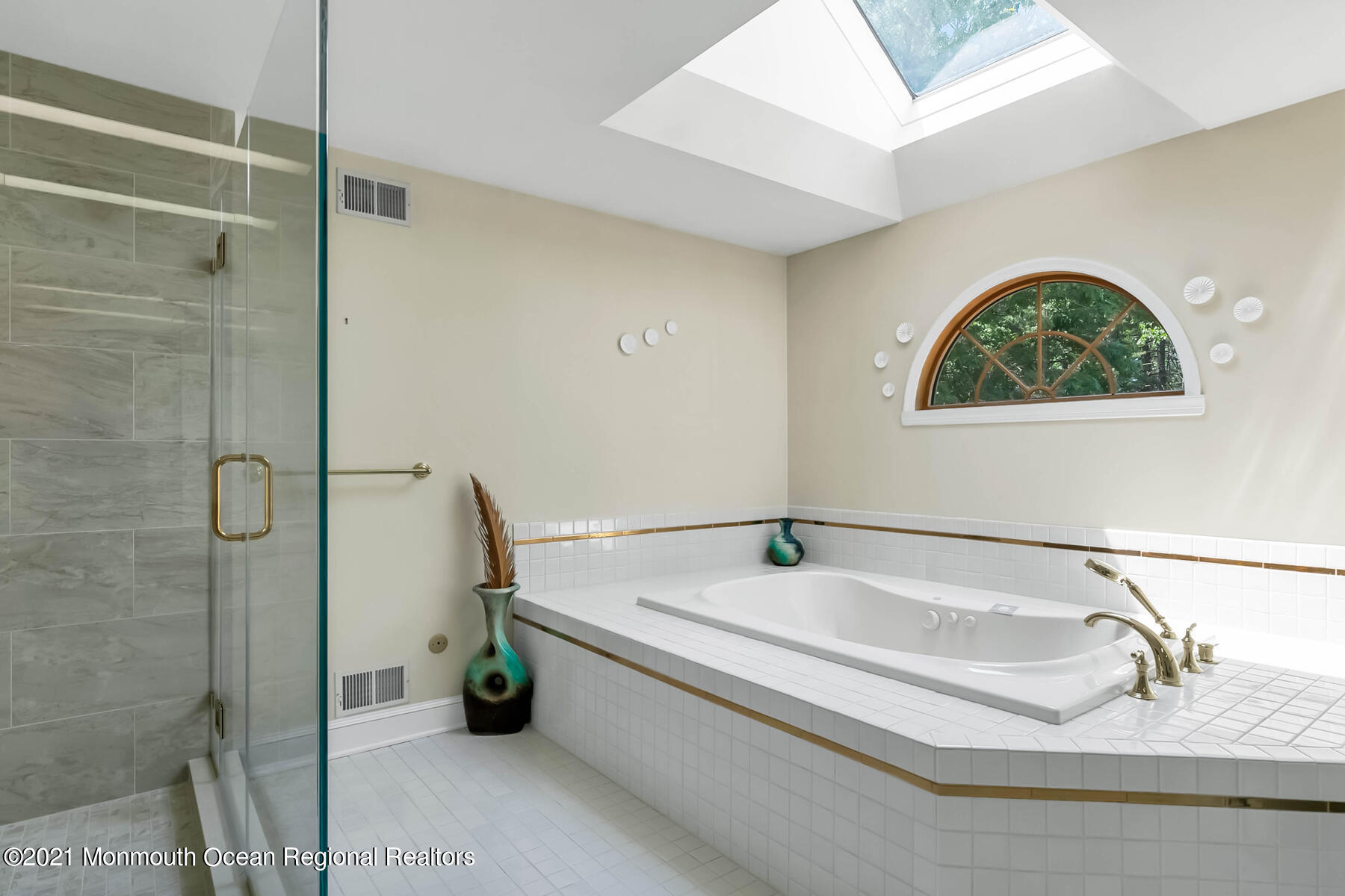 7 Koala Court Colts Neck, NJ 07722 - Photo 34 of 56 7 Koala Ct Colts Neck NJ 07722 USA-037-0