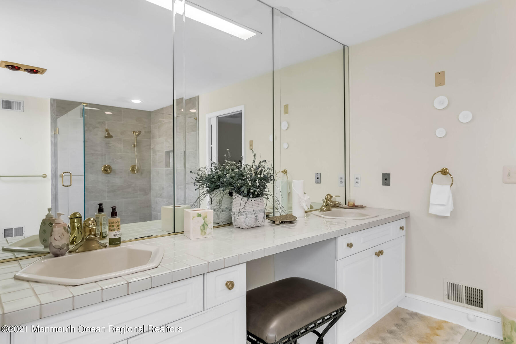 7 Koala Court Colts Neck, NJ 07722 - Photo 35 of 56 7 Koala Ct Colts Neck NJ 07722 USA-038-0