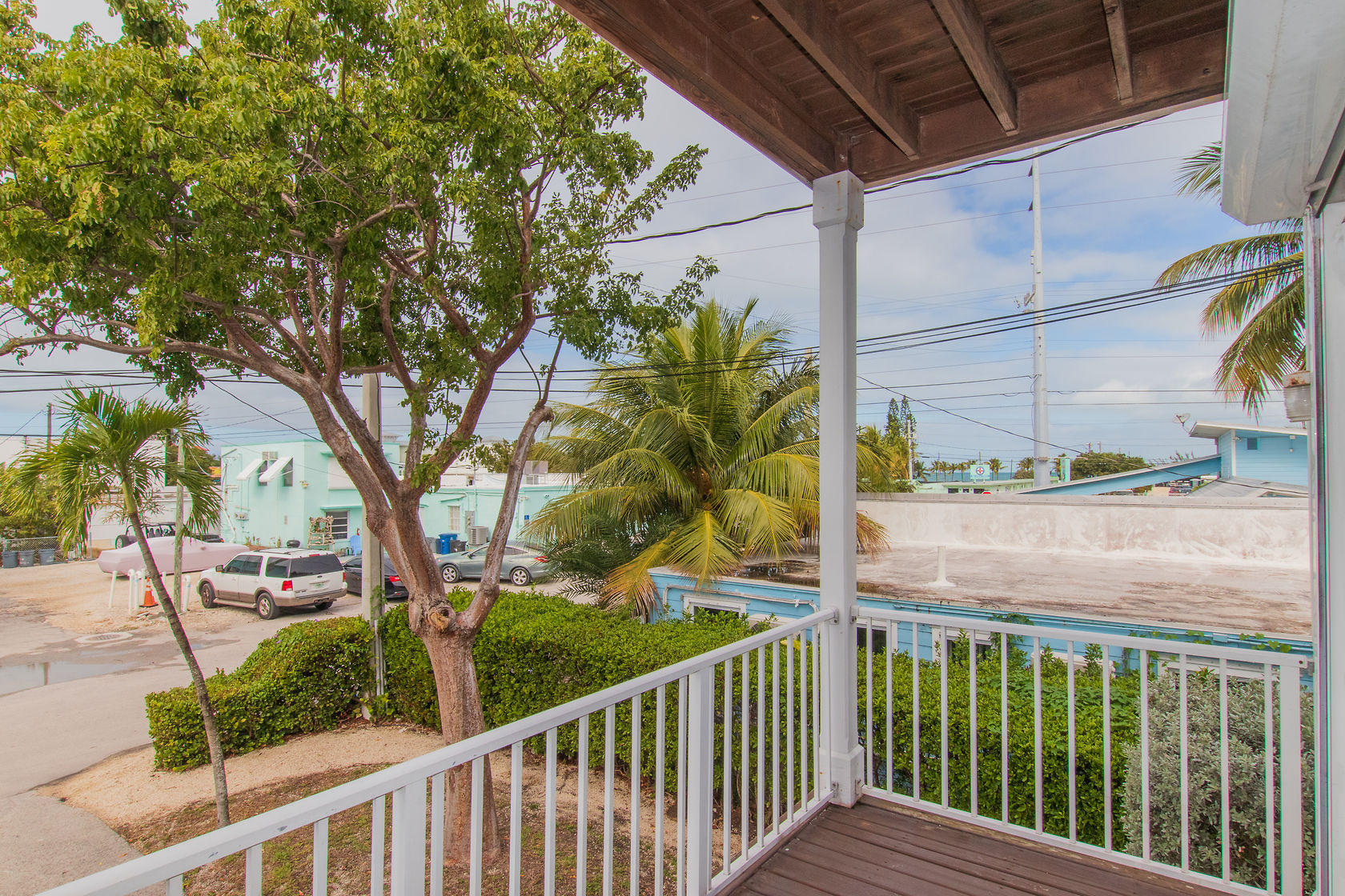 310 24th Marathon, FL 33050 - Photo 13 of 30 a view of balcony with small yard