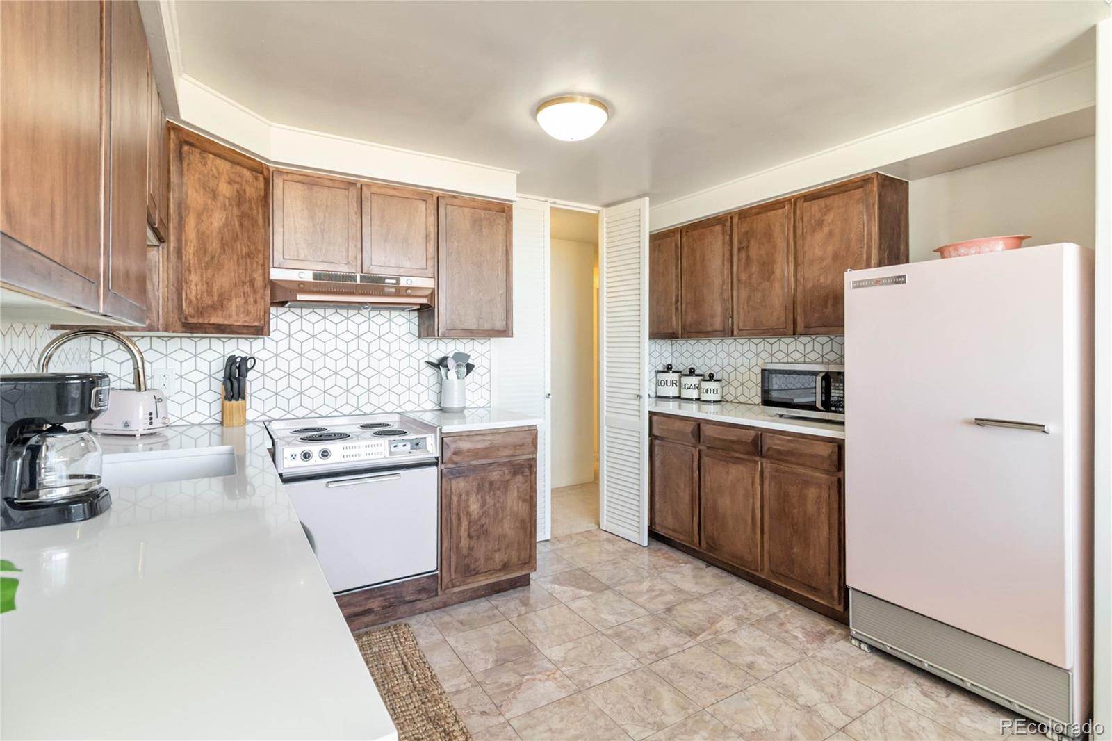 1155 Ash Street, Unit 1407 Denver, CO 80220 - Photo 15 of 28