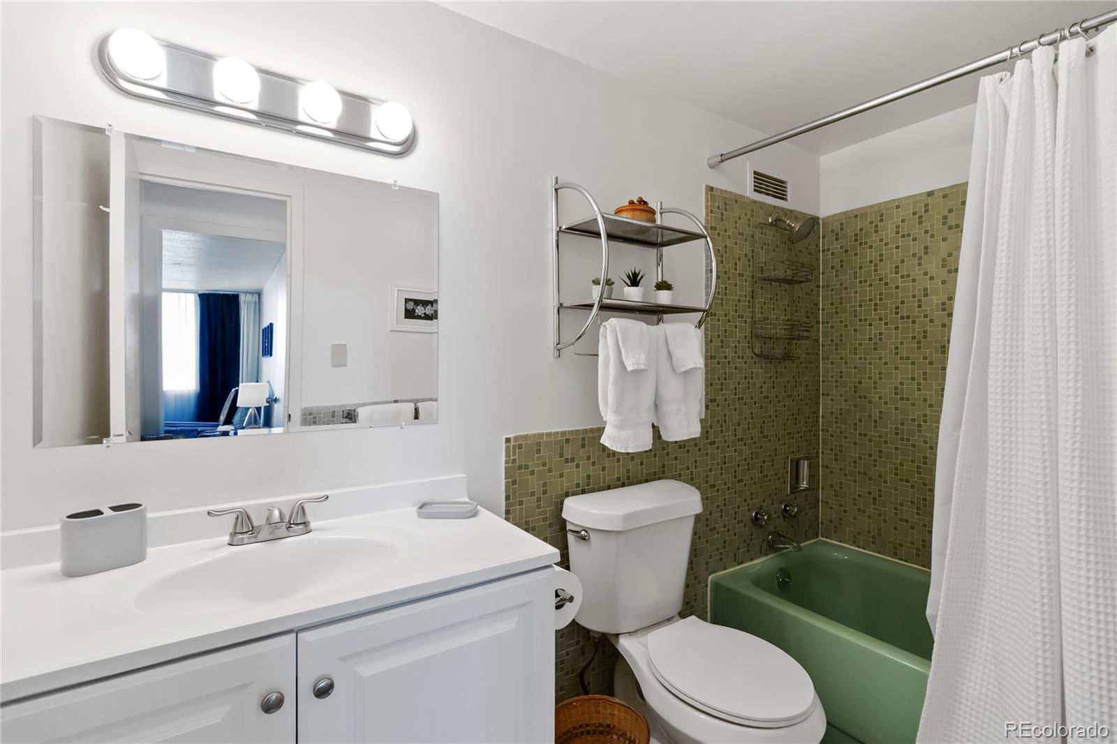 1155 Ash Street, Unit 1407 Denver, CO 80220 - Photo 17 of 28