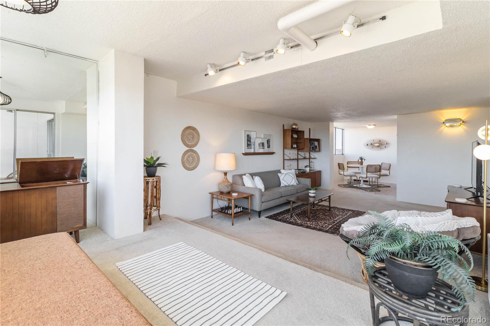 1155 Ash Street, Unit 1407 Denver, CO 80220 - Photo 7 of 28