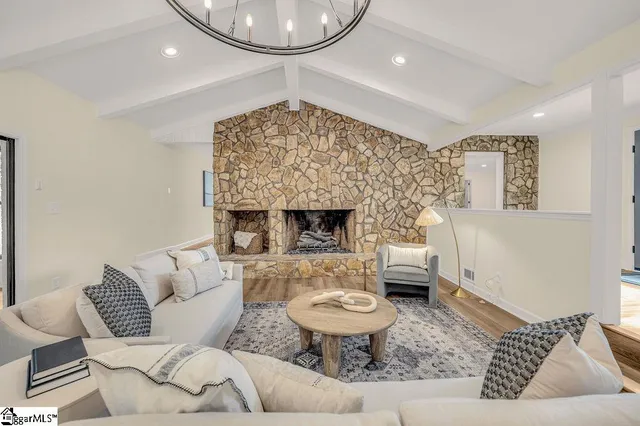 $625,000 | 311 Dunbarton Court, Spartanburg, SC 29307