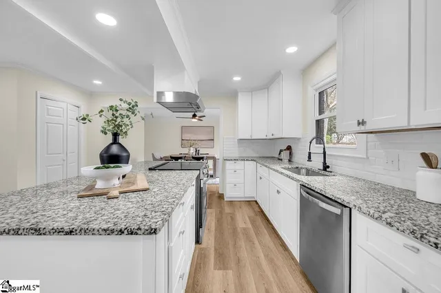 $625,000 | 311 Dunbarton Court, Spartanburg, SC 29307