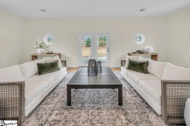 $625,000 | 311 Dunbarton Court, Spartanburg, SC 29307