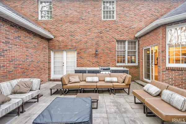 $1,250,000 | 2800 South Olcott Boulevard, Bloomington, IN 47401