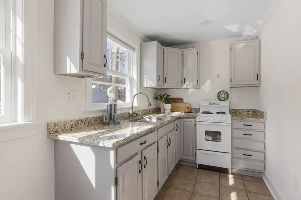 $799,000 | 20 Vine Street, Ashland, MA 01721