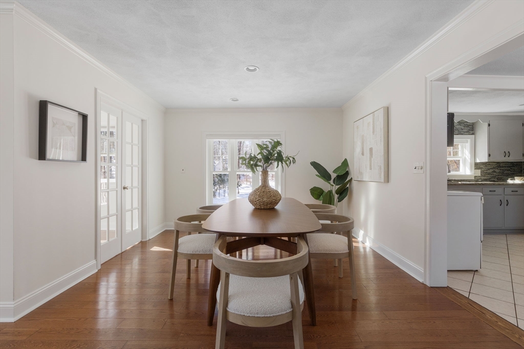 20 Vine Street Ashland, MA 01721 - Photo 4 of 35