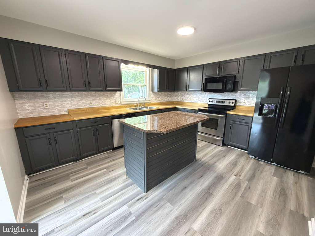 127 Oaklawn Road Stafford, VA 22554 - Photo 11 of 48