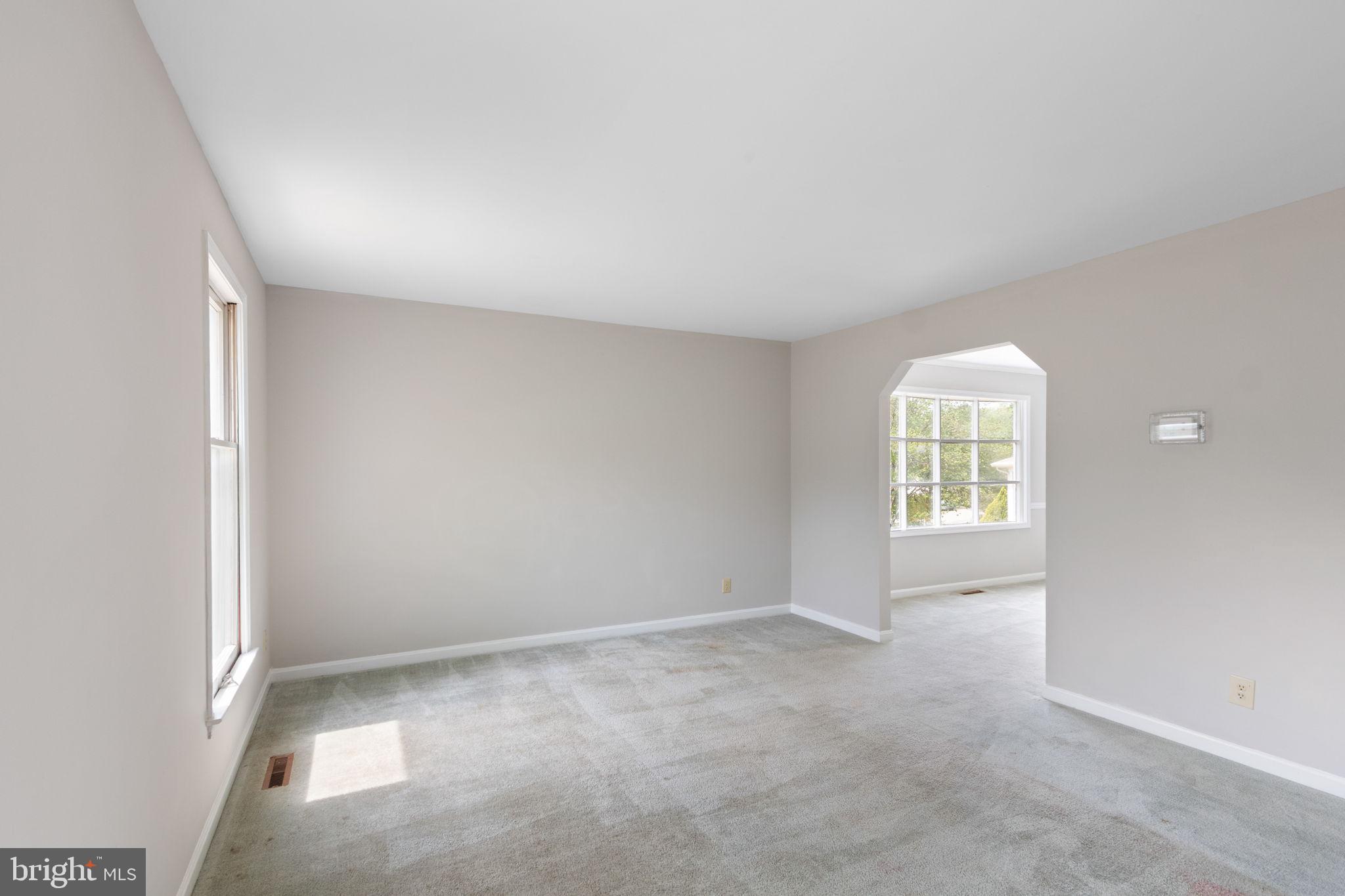 127 Oaklawn Road Stafford, VA 22554 - Photo 12 of 54 an empty room with windows