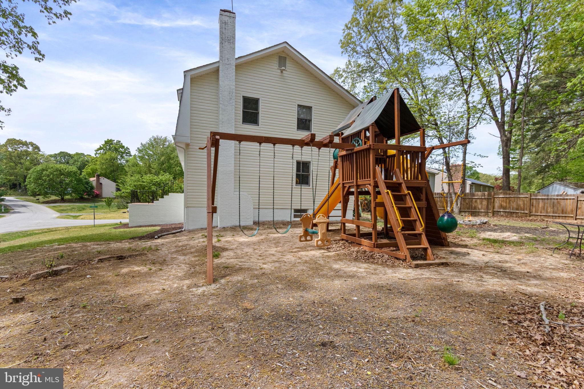 127 Oaklawn Road Stafford, VA 22554 - Photo 53 of 54 a view of an house with backyard and a tree